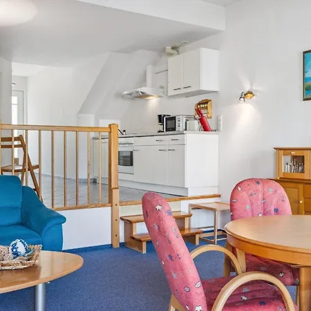 Charmante In Mit Garten *